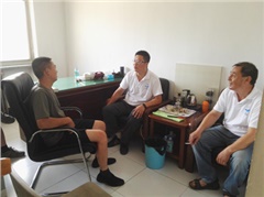 河北地州干線分局與部隊(duì)聯(lián)合進(jìn)行國(guó)防光纜護(hù)線活動(dòng)