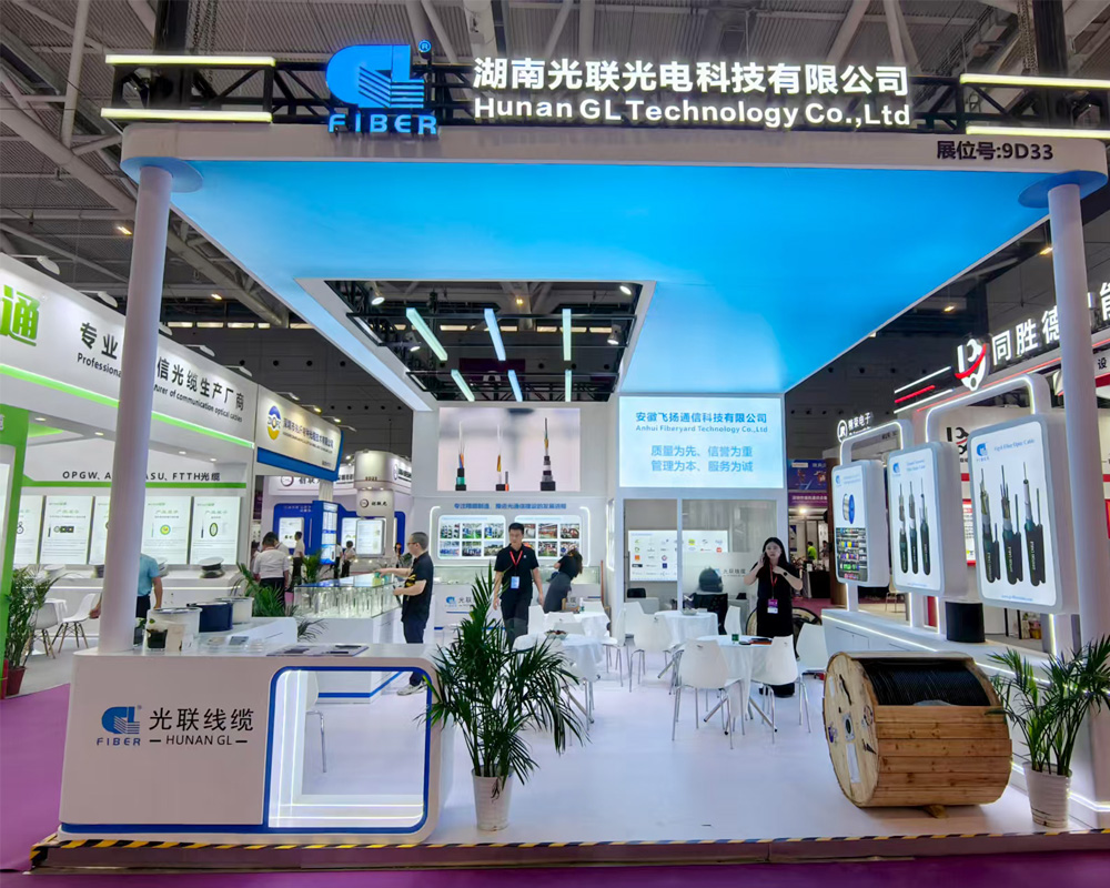 湖南光聯(lián)光電科技有限公司璀璨亮相2025深圳光博會，引領(lǐng)光電技術(shù)新未來